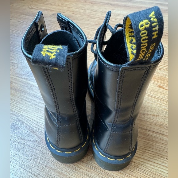1460 WOMEN'S DR MARTENS - Picture 7 of 9